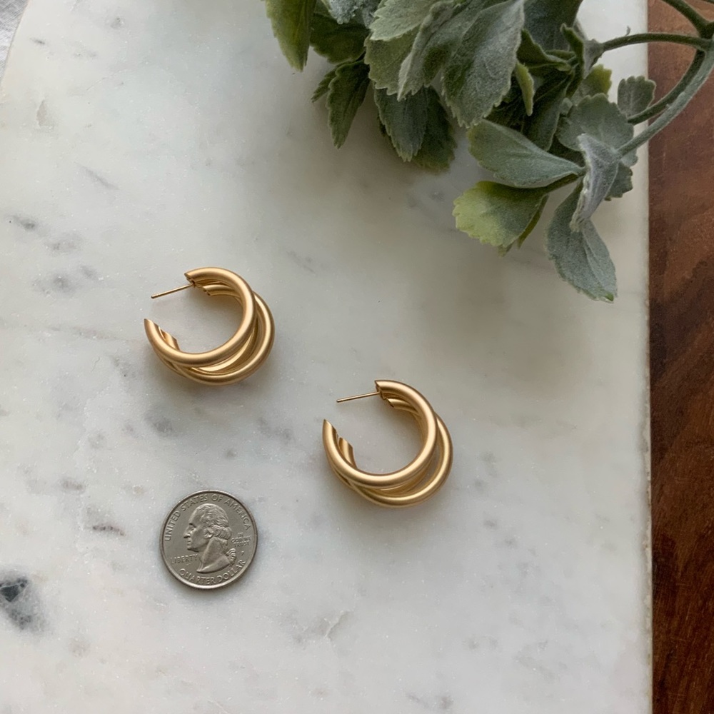 The Wendy - Triple Hoop Hollow Matte Hoops - Picture 4 of 6